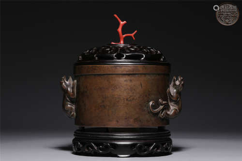 Ming Dynasty chi dragon ear cylinder type copper censer