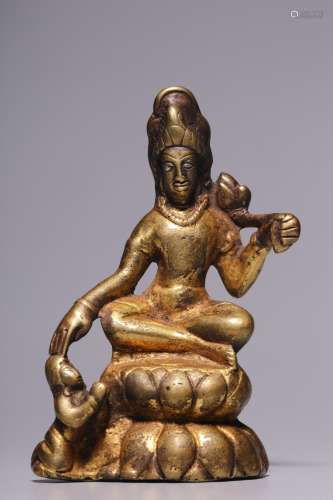 Qing Dynasty, bronze gilt holding lotus guanyin sitting stat...