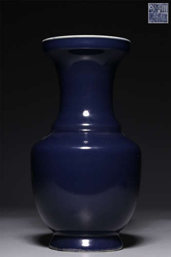 Qing Dynasty, ji blue glaze vase