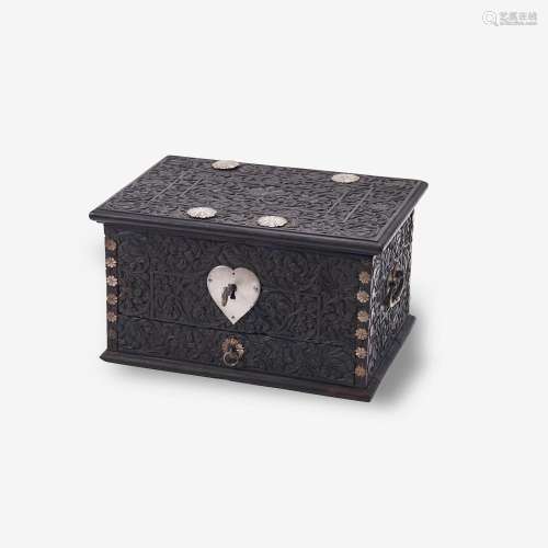 A DUTCH-COLONIAL CARVED EBONY BOX (17TH CENTURY)