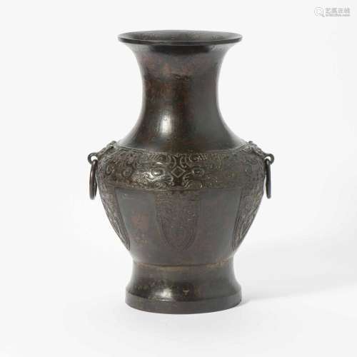A CHINESE BRONZE VASE MING DYNASTY (1368-1644)
