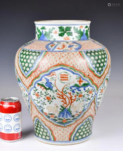 A Large Wucai Jar, Qing
