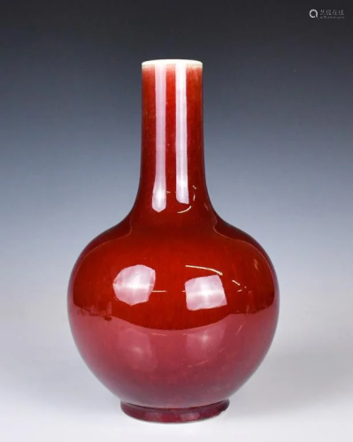 A Red Glazed Tianqiu Vase Republican Period