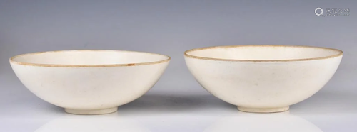 A Pair of White Glaze Incised Bowls