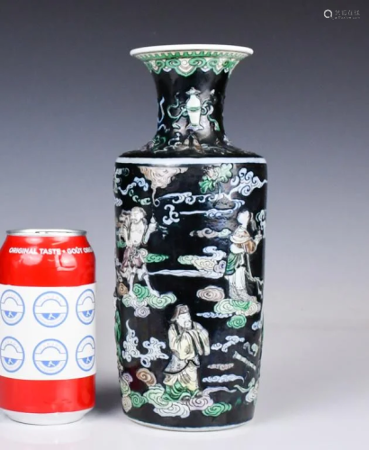 A Black-Grounded Wucai Rouleau Vase