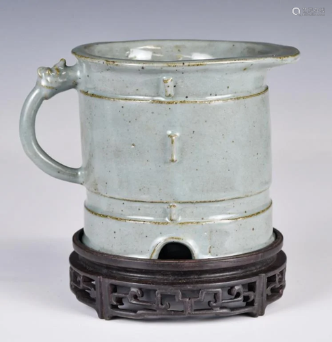 A Song Style Celadon-Glazed Ewer w/ Stand