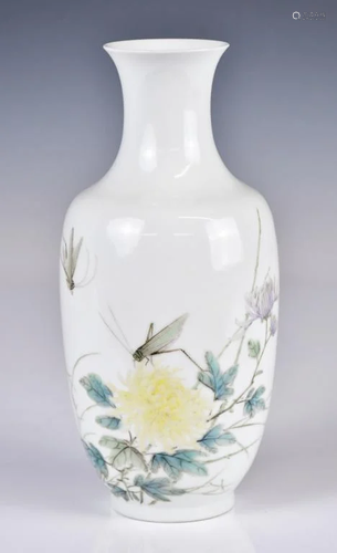 A Famille Rose Vase by Xu Zhong Nan(1872-1953)