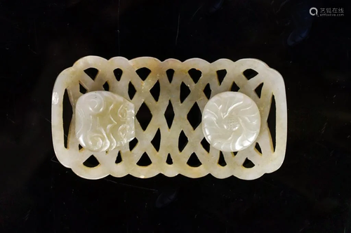 A Jade Carved Buckle Early Qing