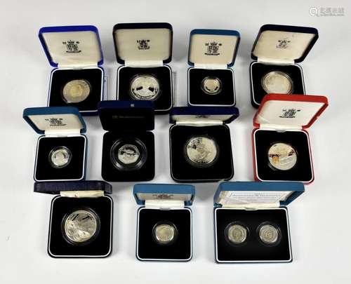 Numismatics interest - A collection of eleven Guernsey Silve...