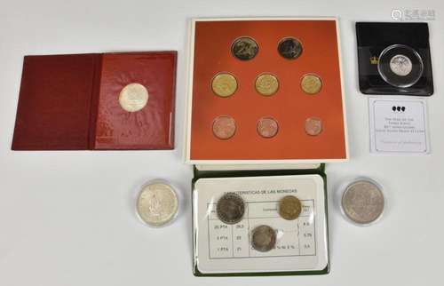 Numismatics interest - Collection of European / Worldwide co...