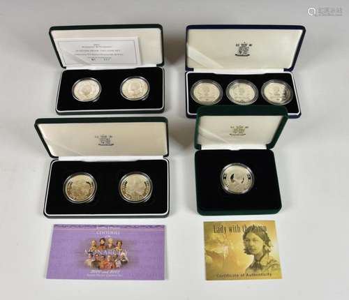 Numismatics interest - Collection of various cased Silver Pr...