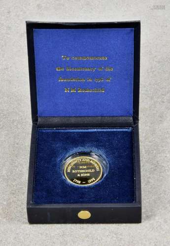 A Rothschild Bank 14ct gold commemorative medallion / coin