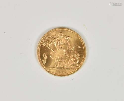 An Elizabeth II 1981 gold full sovereign.