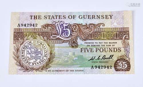 BRITISH BANKNOTE - The States of Guernsey - Five Pounds (nic...