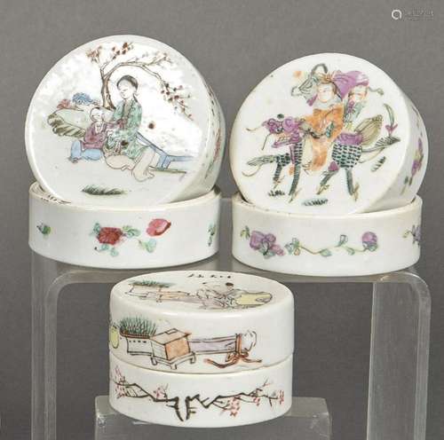 Three Chinese porcelain boxes with polychrome enamels, Qing ...