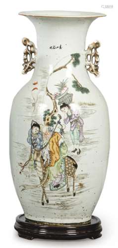 Chinese porcelain vase XIX