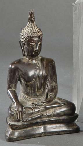 Seated Buddha in patinated bronze Tibet S. XIX