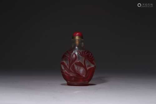 Red Overlay Glassware Lotus Snuff Bottle