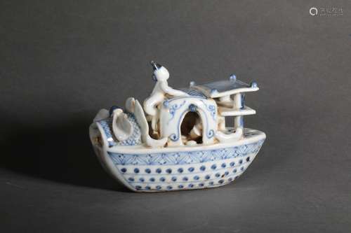 Blue and White Boat-Form Ornament