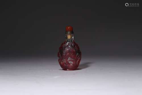 Red Overlay Glassware Lotus Snuff Bottle