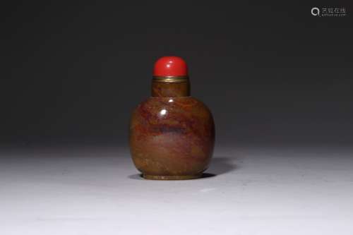 Red Agate Snuff Bottle