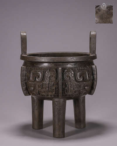 Taotie Bronze Ritual Vessel