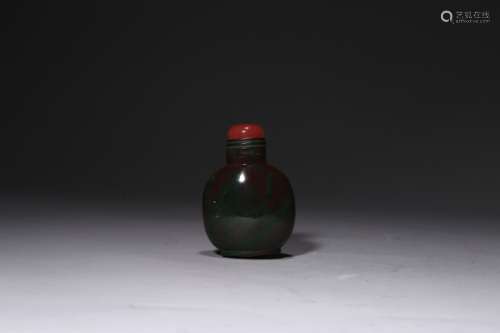 Red and Green Glassware Agate Snuff Bottle