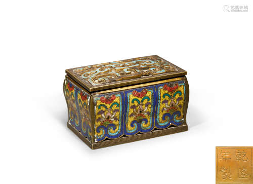 清早期 铜胎珐琅花卉盒