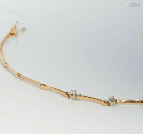 238 GERARD CHACUN : Bracelet en or articulé et trois petits ...