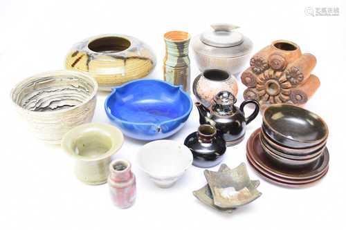 A collection of studio ceramics including Winchcombe and oth...