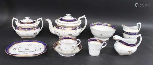 CHAMBERLAIN WORCESTER PART TEA SERVICE each item with bands ...