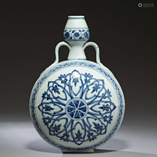 Ming Dynasty of China,Blue and White Moon Holding Bottle