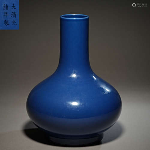 Qing Dynasty of China,Ji-Blue Glazed Bottle