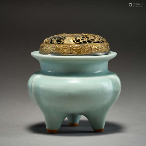 Song Dynasty of China,Longquan Kiln Tripod Li