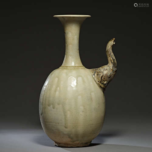 Tang Dynasty of China,Xiangzhou Kiln Long-Necked Bottle