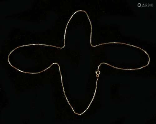 A 14 karat gold Venetian chain length necklace