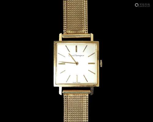 A 14 karat gold Girard Perregaux gentleman s wristwatch