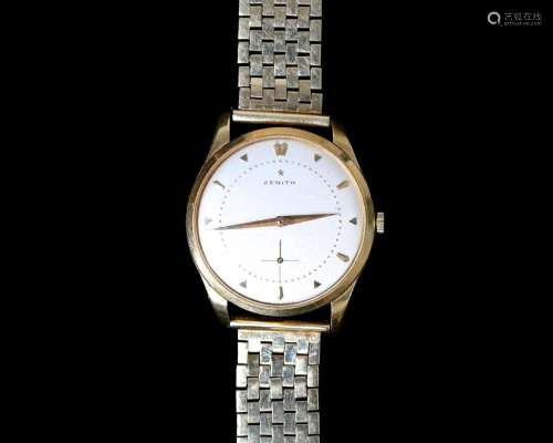 A 14 karat gold Zenith gentlemans wristwatch