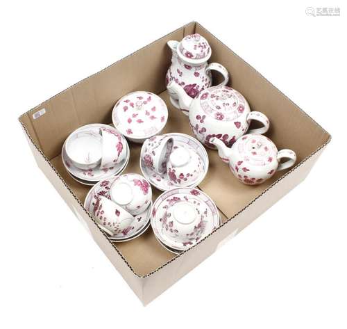 Box of porcelain tableware