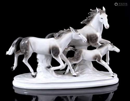 Porcelain sculpture