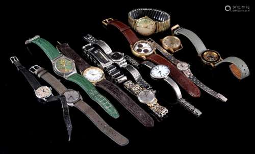 Lot with 12 various watches