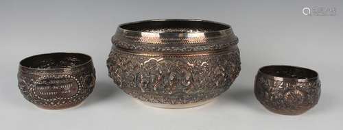 A late 19th century Burmese silver circular bowl, the body d...