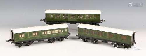 Three Hornby Series gauge O Southern coaches, comprising two...