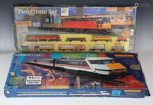 A Hornby Railways gauge OO Intercity 225 train set (lacking ...