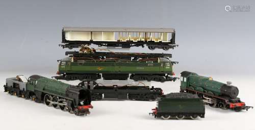 A small collection of Hornby gauge OO railway items, compris...