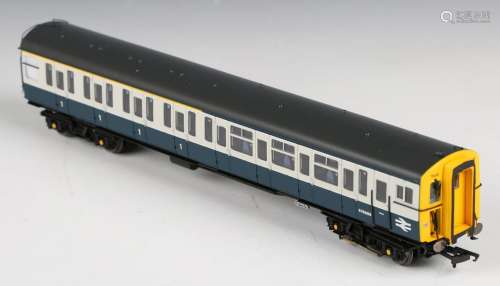 A Hornby gauge OO DCC Ready R.2946 BR 4 VEP Class 423 train ...