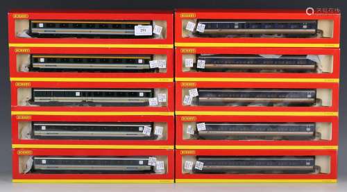 Five Hornby gauge OO coaches Network Southeast and five coac...