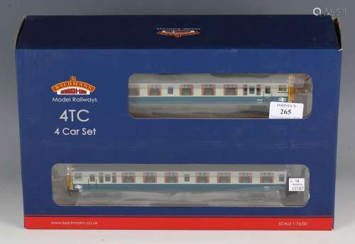 A Bachmann Branch-Line gauge OO DCC No. 32-642Z Class 438 4T...