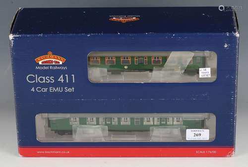 A Bachmann Branch-Line gauge OO DCC No. 31-425A Class 411 fo...