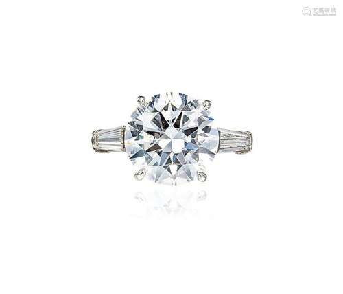 宝格丽设计 3.21 克拉 D 色钻石戒指，净度内部无瑕